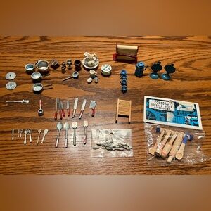 Dollhouse Miniatures Kitchen Dishes and Accessories lot